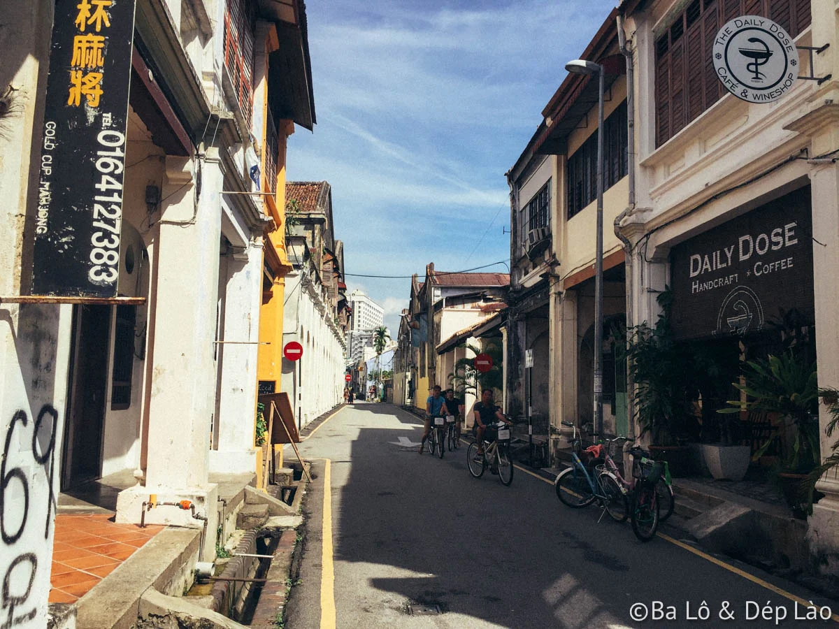 Penang - Thành phố của quá khứ, hiện tại và tương lai 17 Nhiều quán cafe nhỏ xinh đa dạng phong cách khiến khu phố cổ thêm sống động