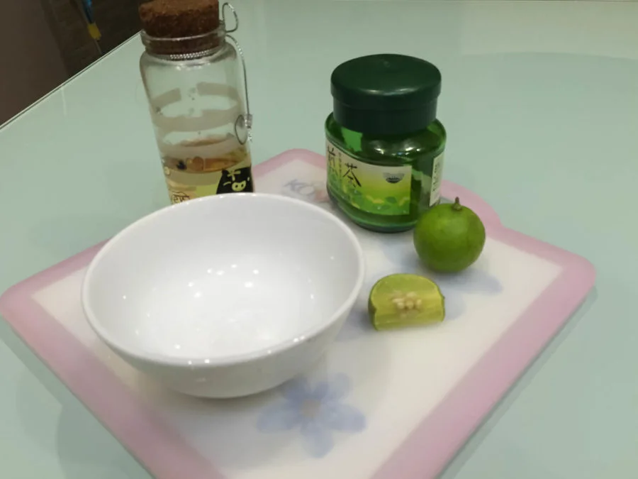 Da trắng mịn với mặt nạ trà xanh dầu dừa 2 Nguyên liệu làm đẹp hoàn toàn tự nhiên và đơn giản nhưng hiệu quả thật bất ngờ