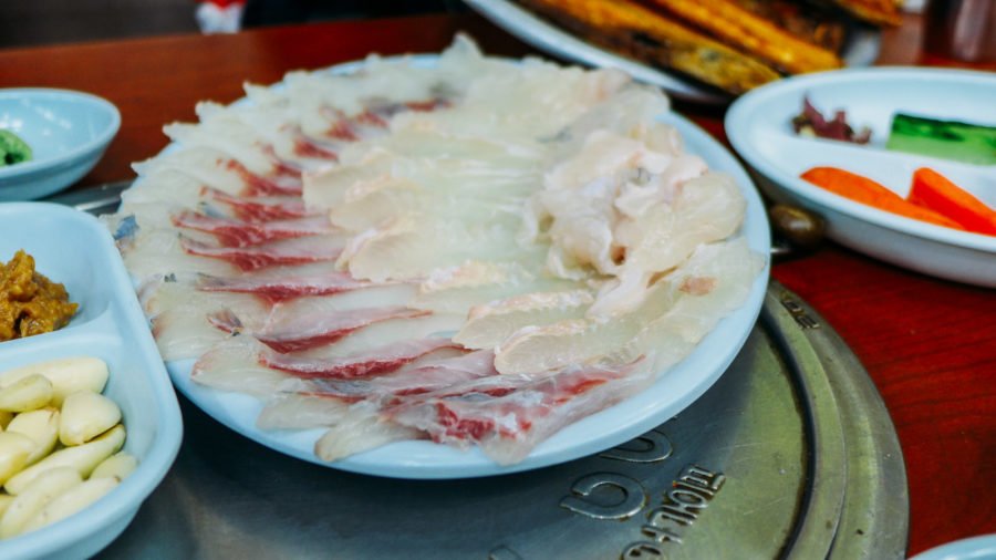 Nữ hoàng là đêm nay: cá sống sashimi